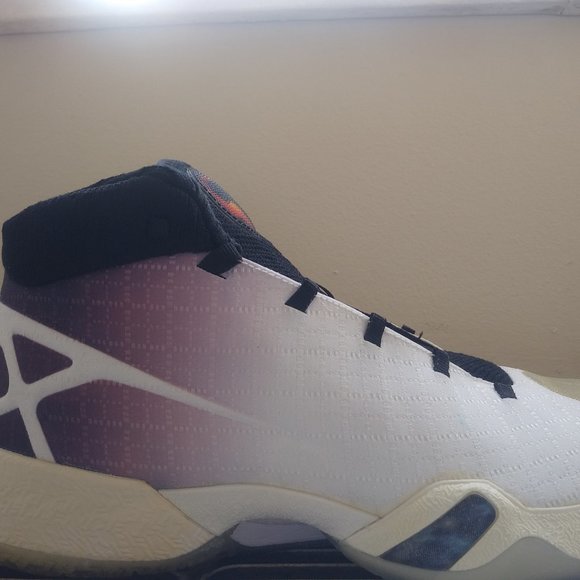 Jordan 30 White/Black-Wolf Grey (Slighty Customized) - Picture 7 of 15